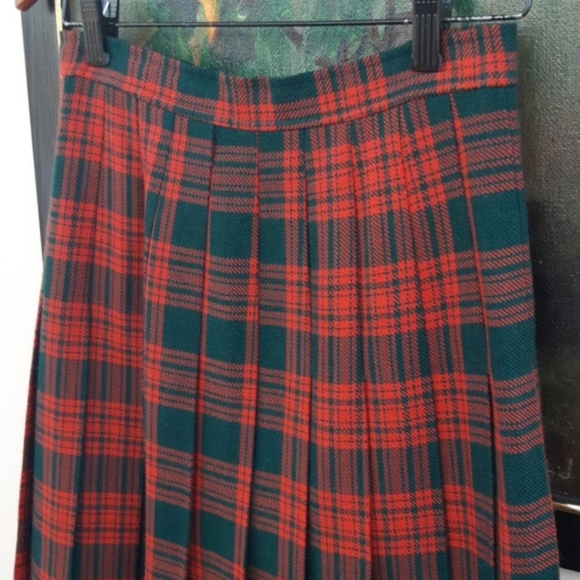 Vintage High Waist Plaid Pleated Skirt - Picture 2 of 16